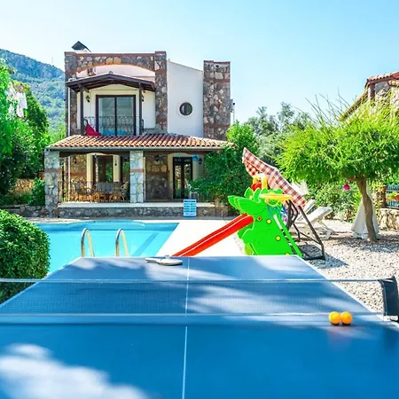 Sleeps 6 With Pool Air Con And Wifi Вилла Олудениз