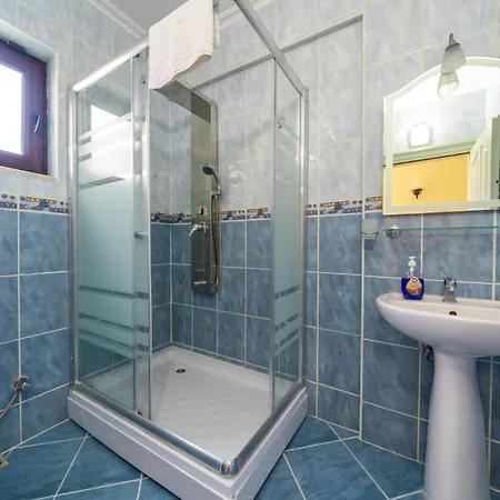 Sleeps 6 With Pool Air Con And Wifi * Ölüdeniz